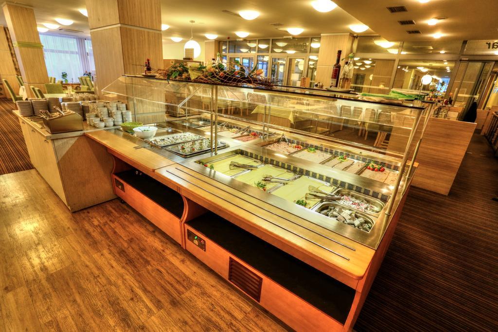 索里阿特丽甘酒店 Štrbské Pleso 外观 照片
